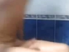 ludovic in bath shows his big cock