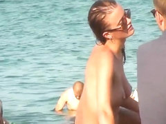 Big Natural Tits Voyeur Beach Topless Video