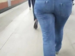 Sexy russian ass in blue jeans