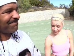 Tennis champion Anikka Albrite reveals the secrets of her success with her black coach