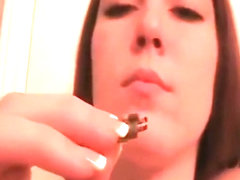 giantess teases/vores peeping tom (add me for gts, more to come)
